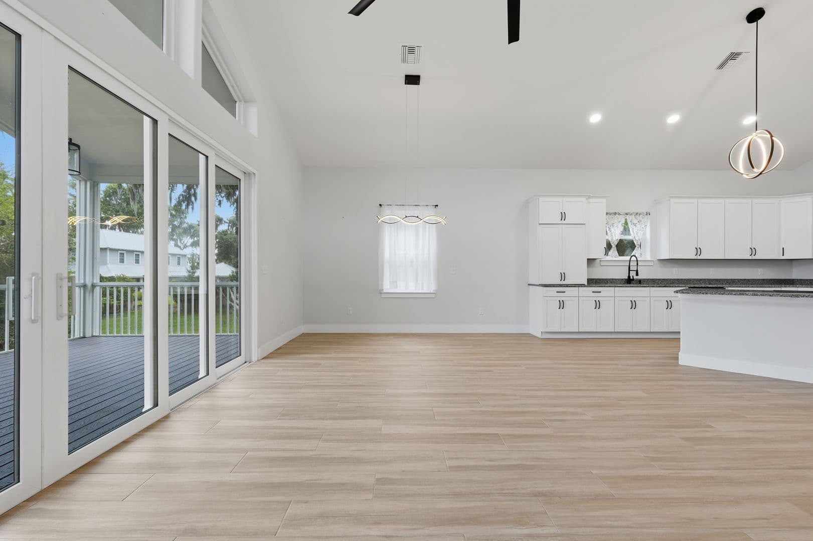 Melrose House: 22826 NE 69th Ave (HOI)
