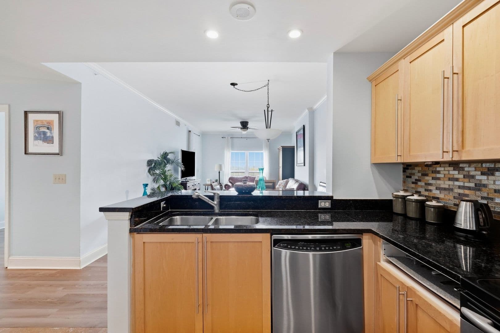 Jacksonville Apartment: 400 E Bay Street #410