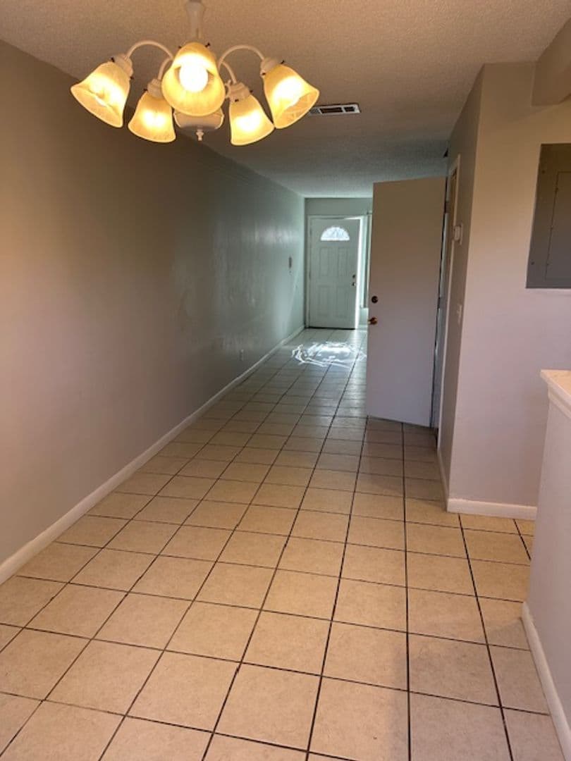 Atlantic Beach House: 25 10th Street