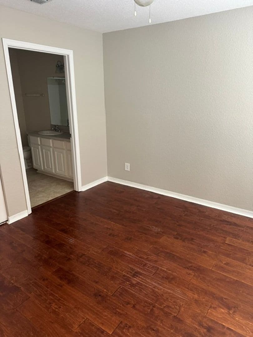 Jacksonville Condo: 13700 Richmond Park Drive N