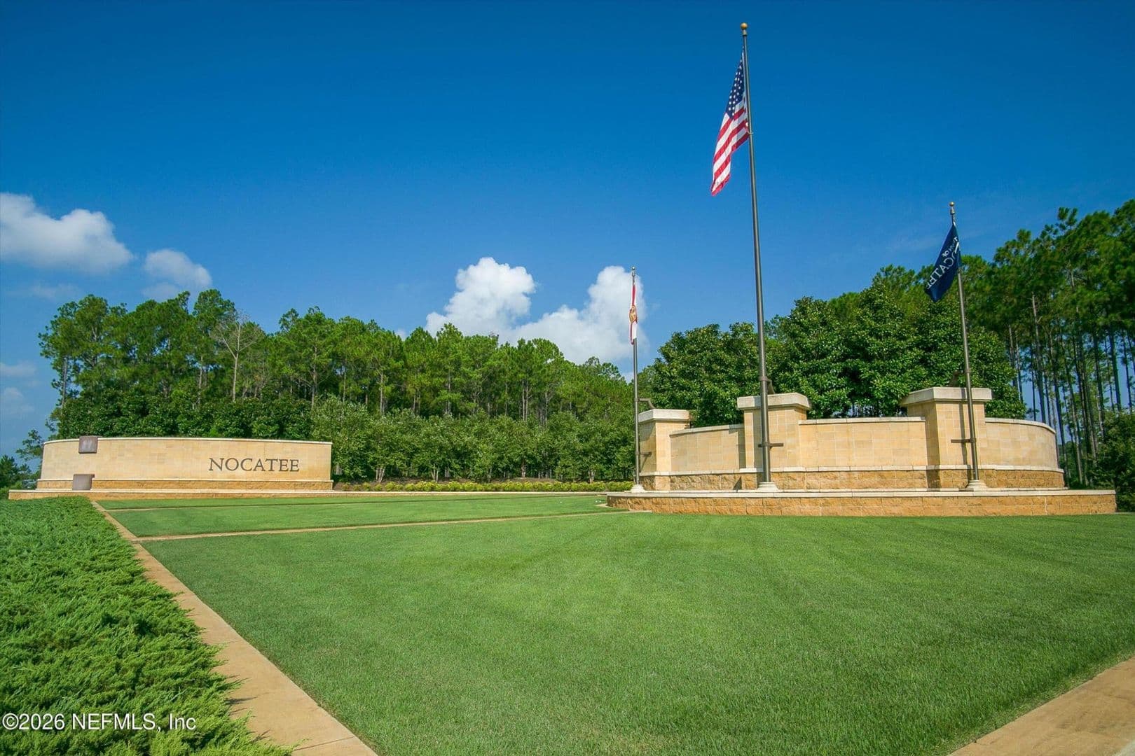 Jacksonville House: 99 White Marsh Drive