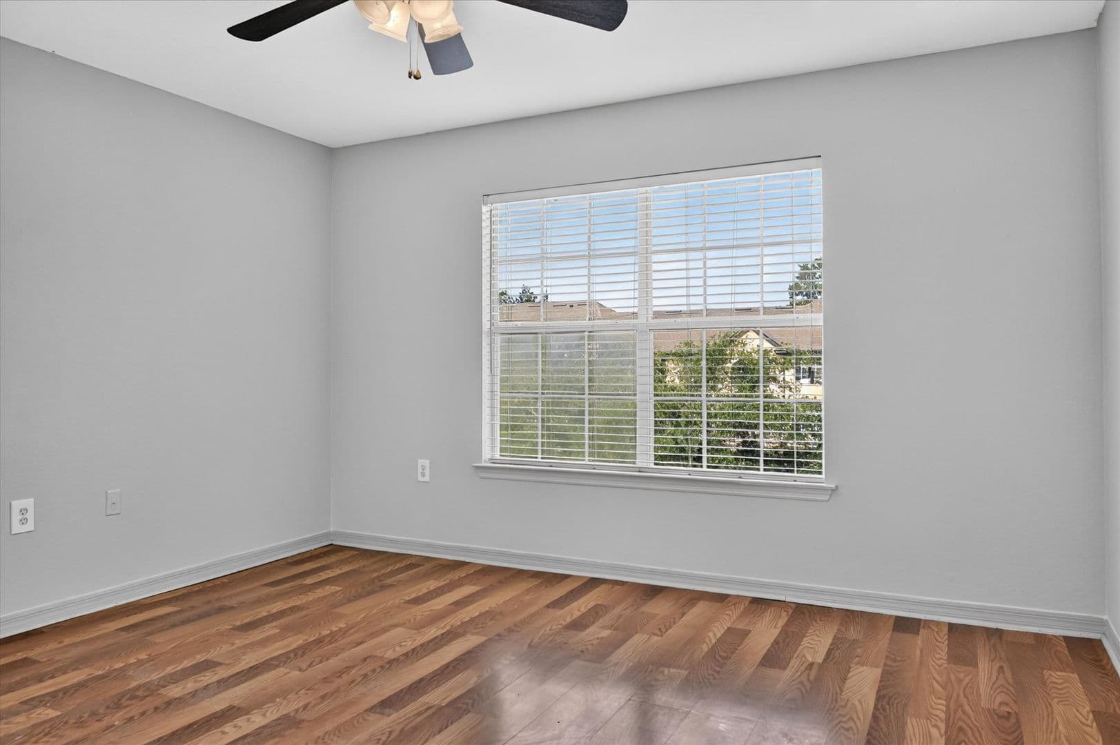 Jacksonville Apartment: 10961 Burnt Mill Rd 436
