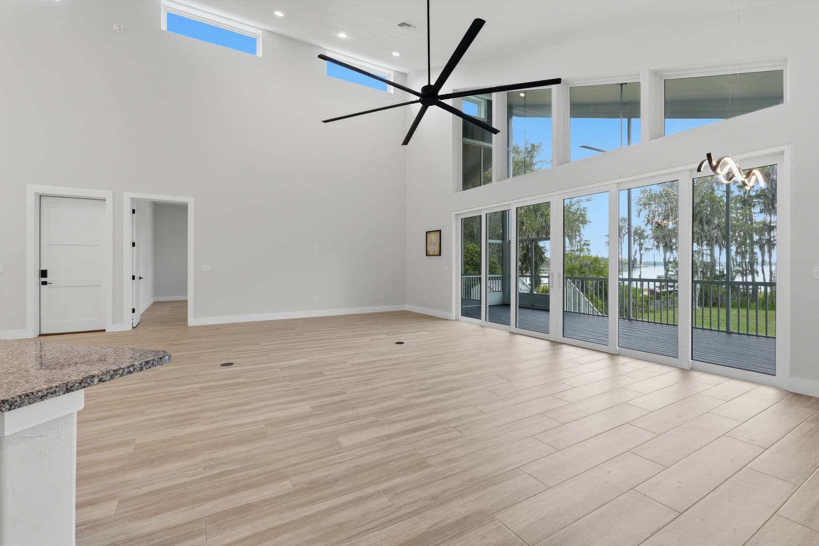 Melrose House: 22826 NE 69th Ave (HOI)