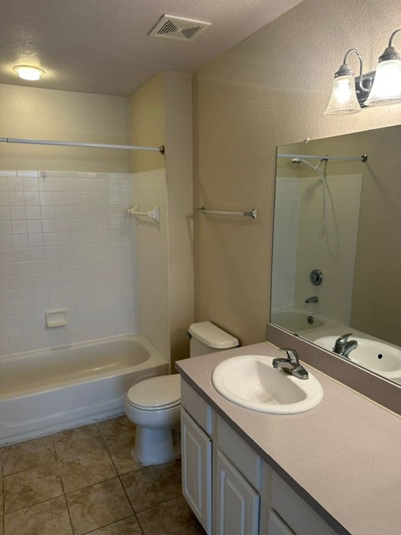 Jacksonville Condo: 13700 Richmond Park Drive N