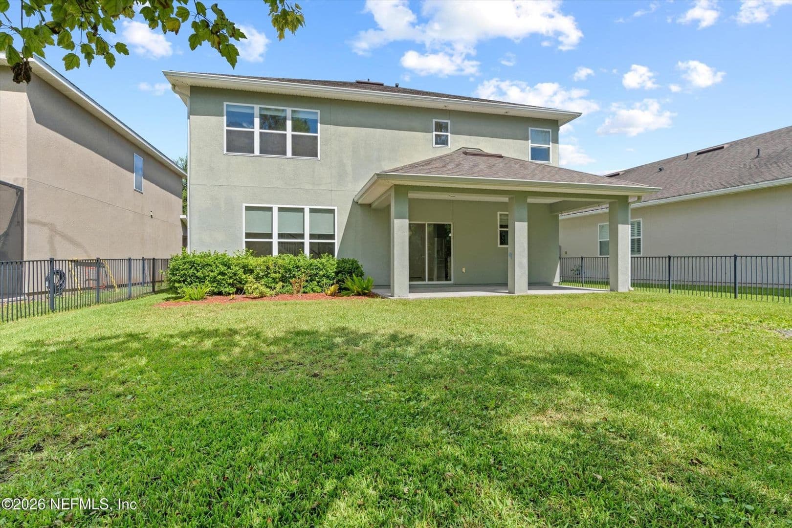 Jacksonville House: 99 White Marsh Drive