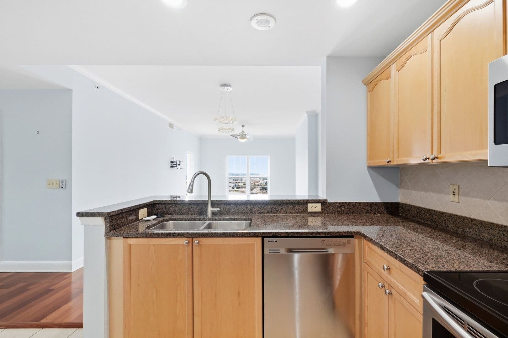 Jacksonville Apartment: 400 E Bay Street #1810