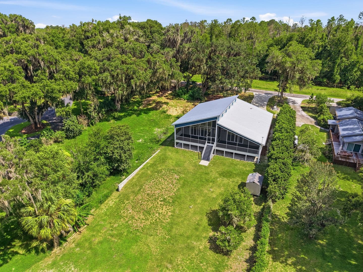 Melrose House: 22826 NE 69th Ave (HOI)