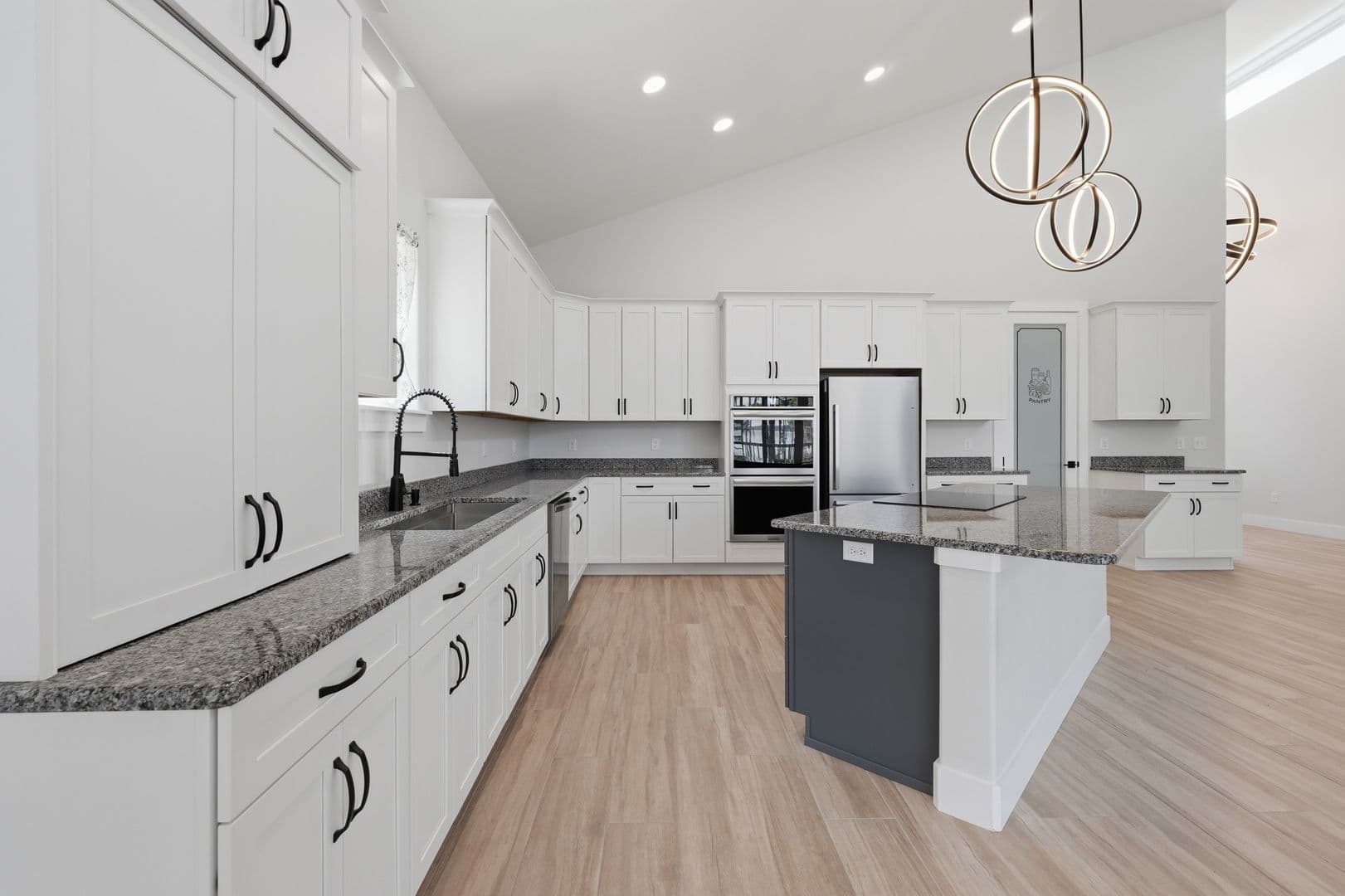 Melrose House: 22826 NE 69th Ave (HOI)
