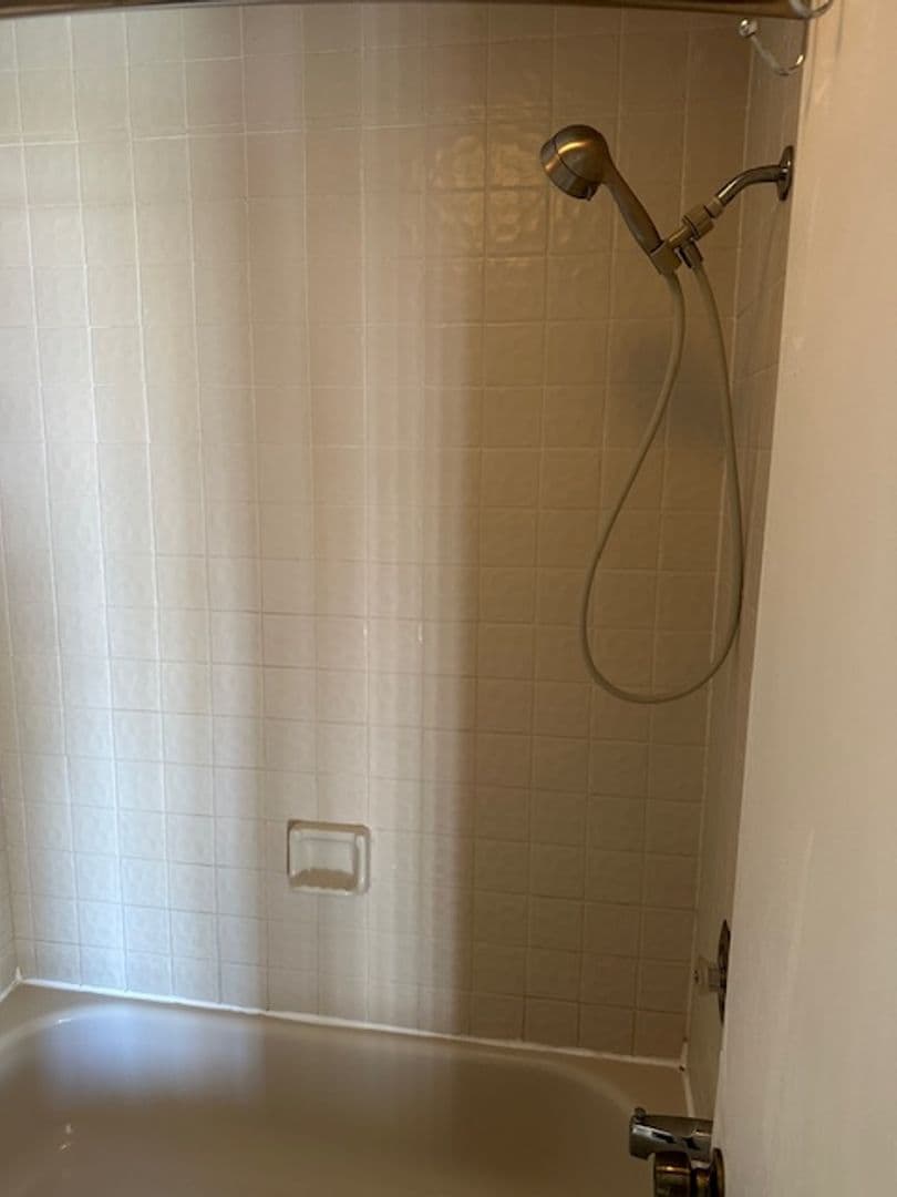 Atlantic Beach House: 25 10th Street