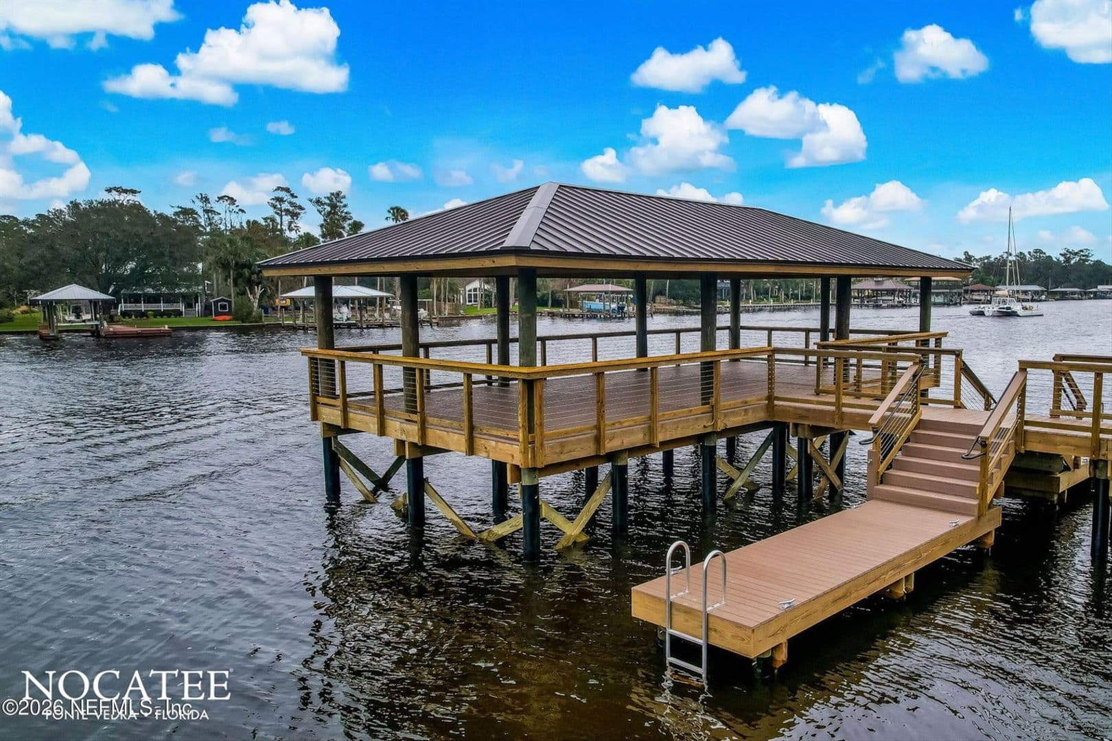 Jacksonville House: 99 White Marsh Drive