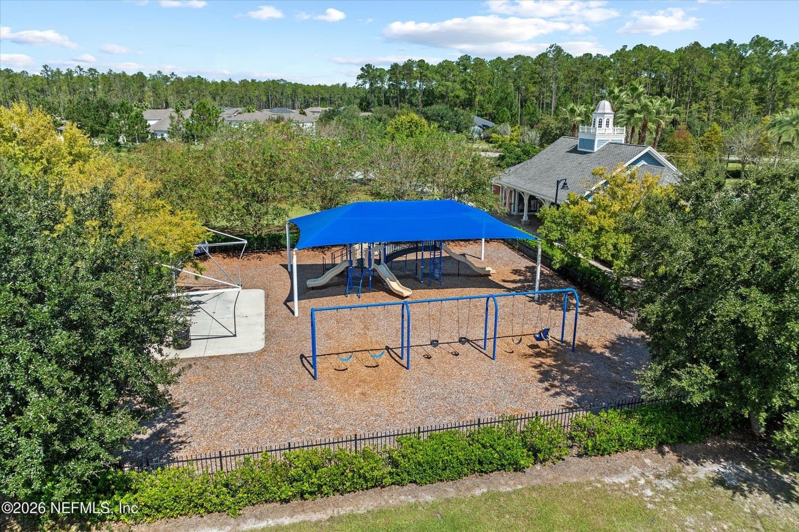 Jacksonville House: 99 White Marsh Drive