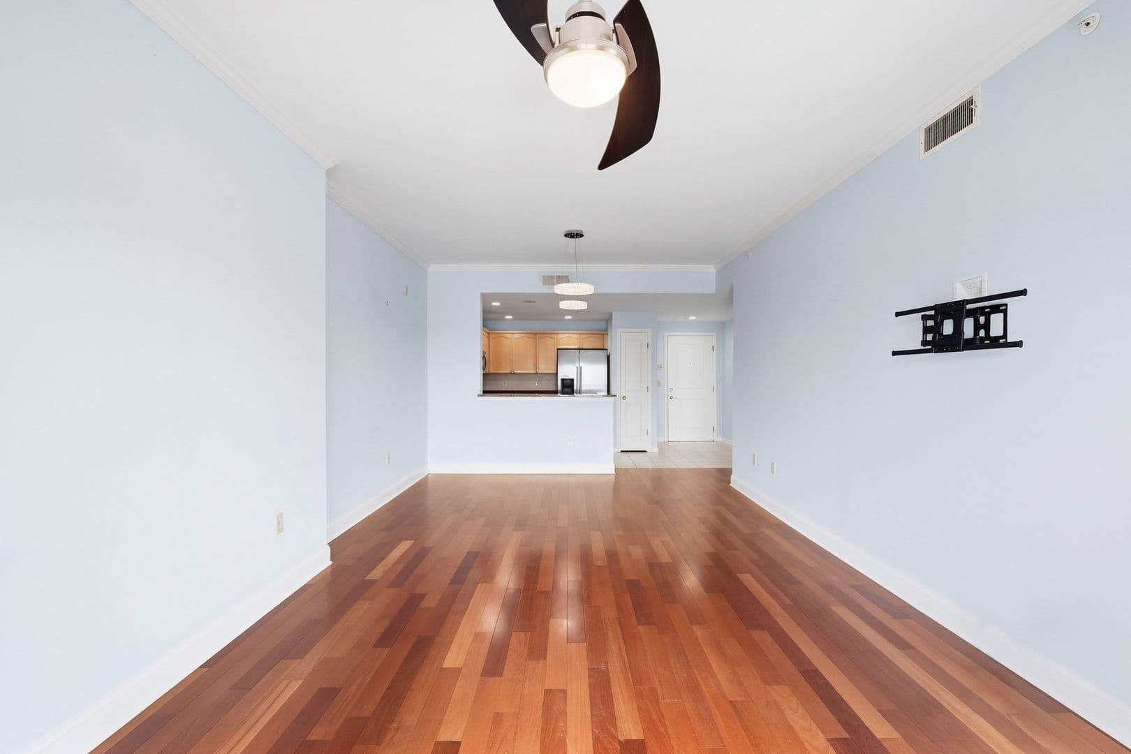 Jacksonville Apartment: 400 E Bay Street #1810