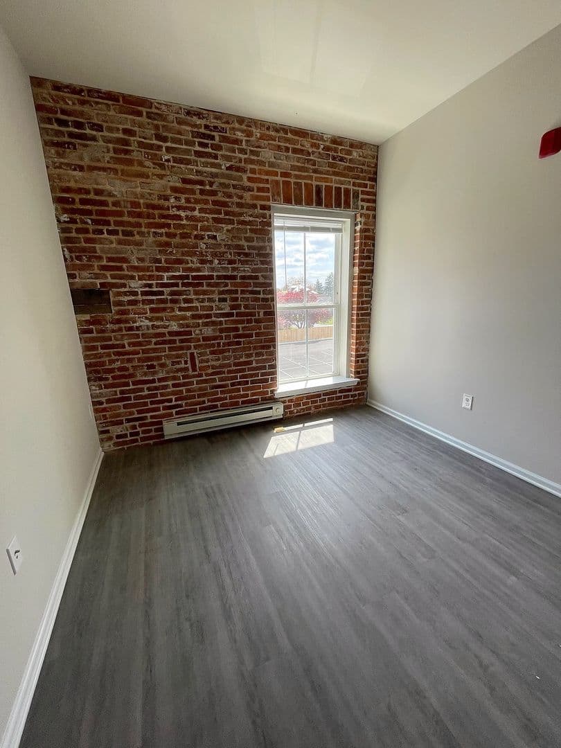Salunga-Landisville Apartment: 191 Broad Street