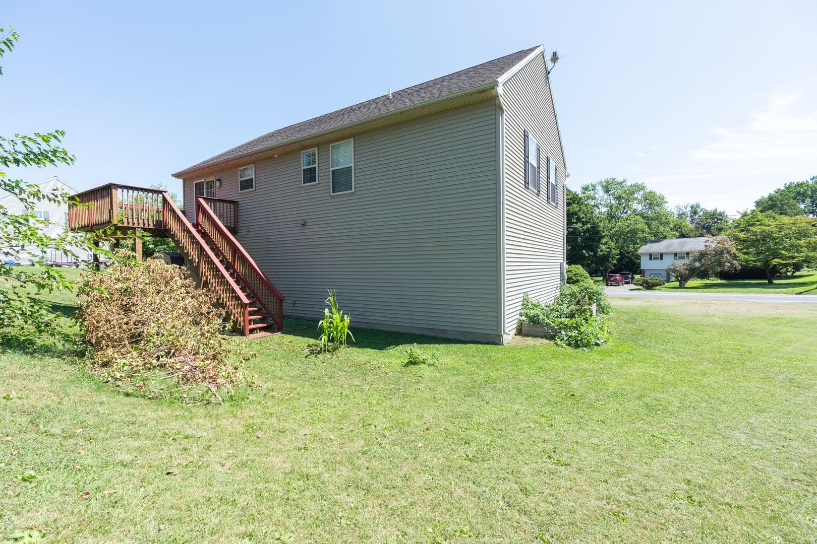 Elizabethtown House: 2072 Sheaffer Rd