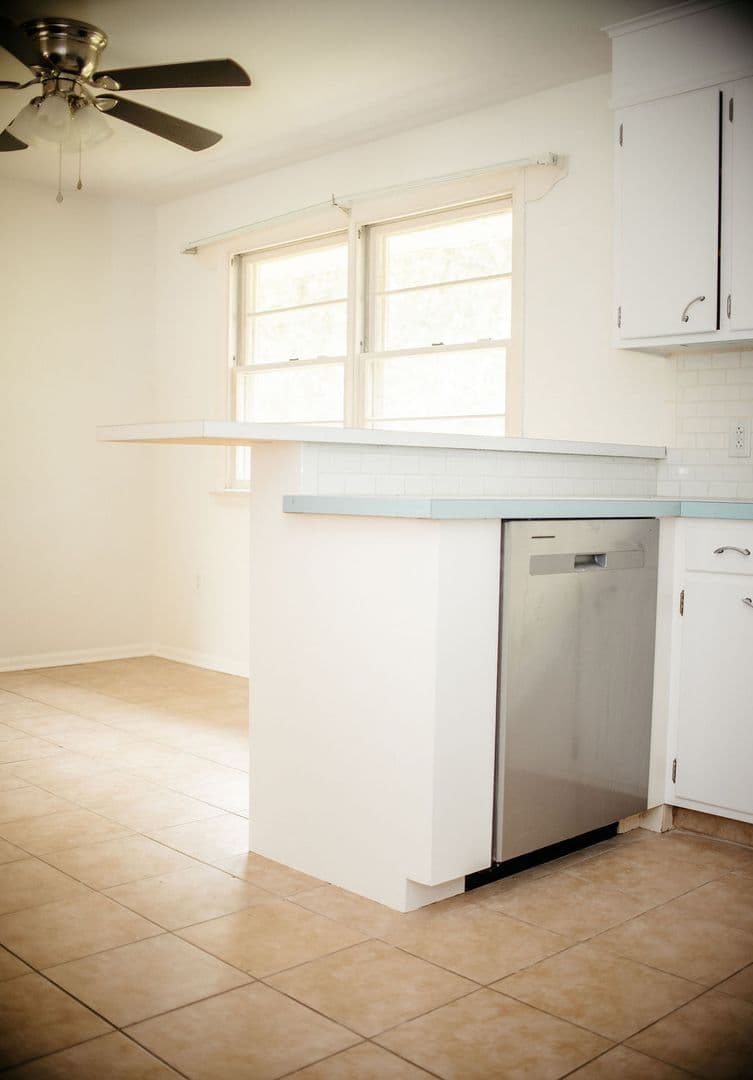 Millersville House: 425 Spring Dr