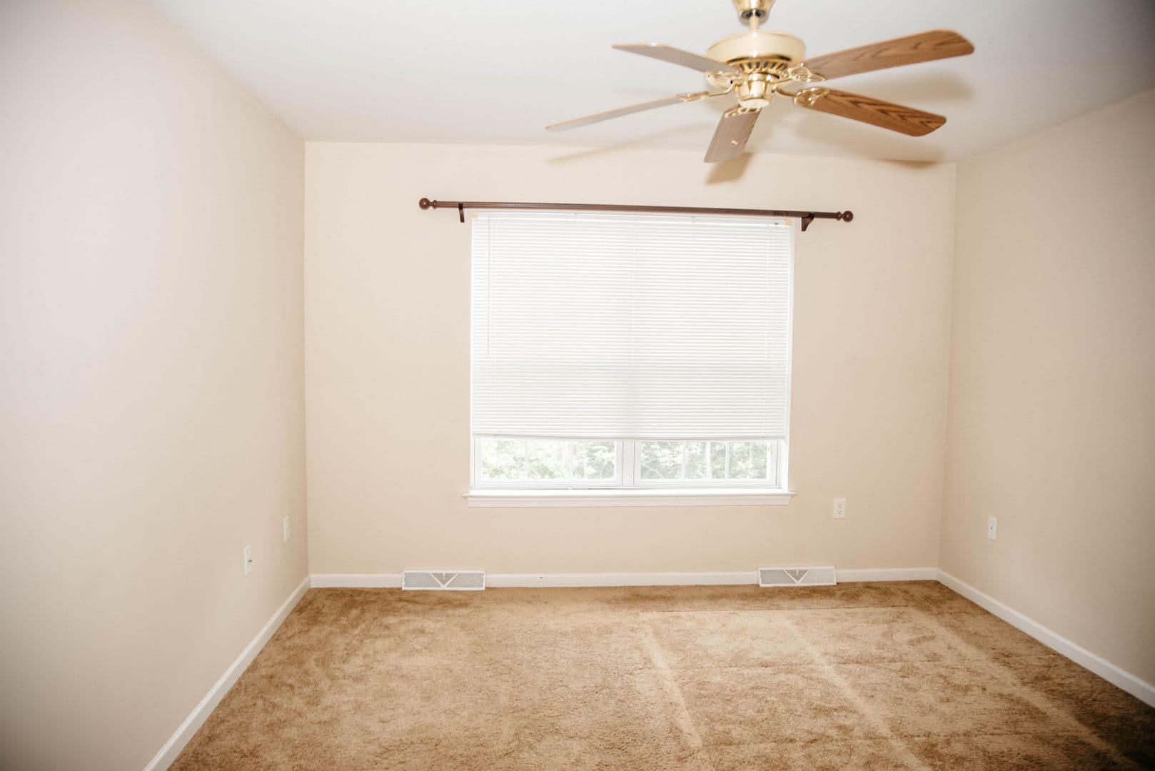 Elizabethtown House: 746 Mount Gretna Rd