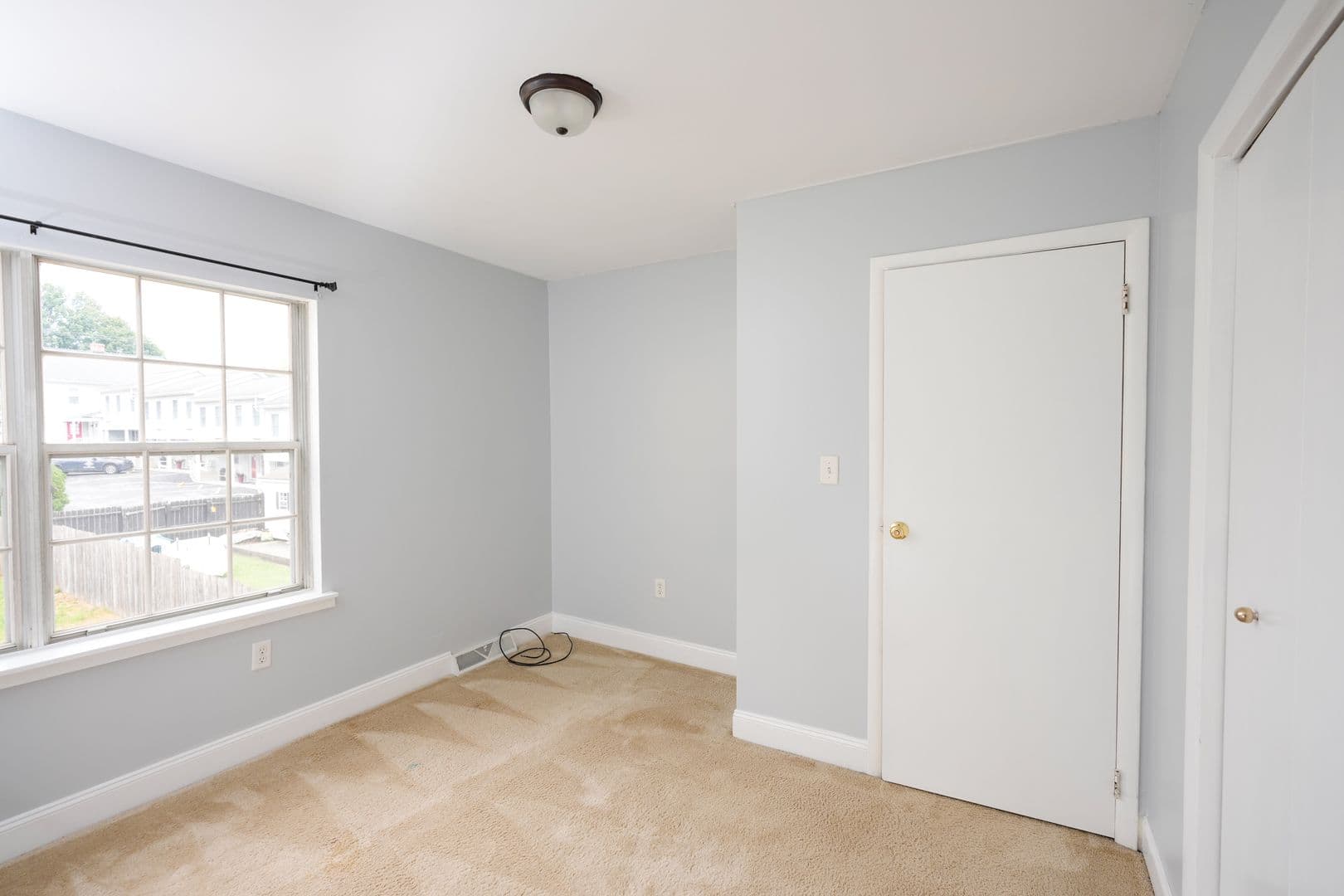 Hershey House: 1421 E Caracas Ave