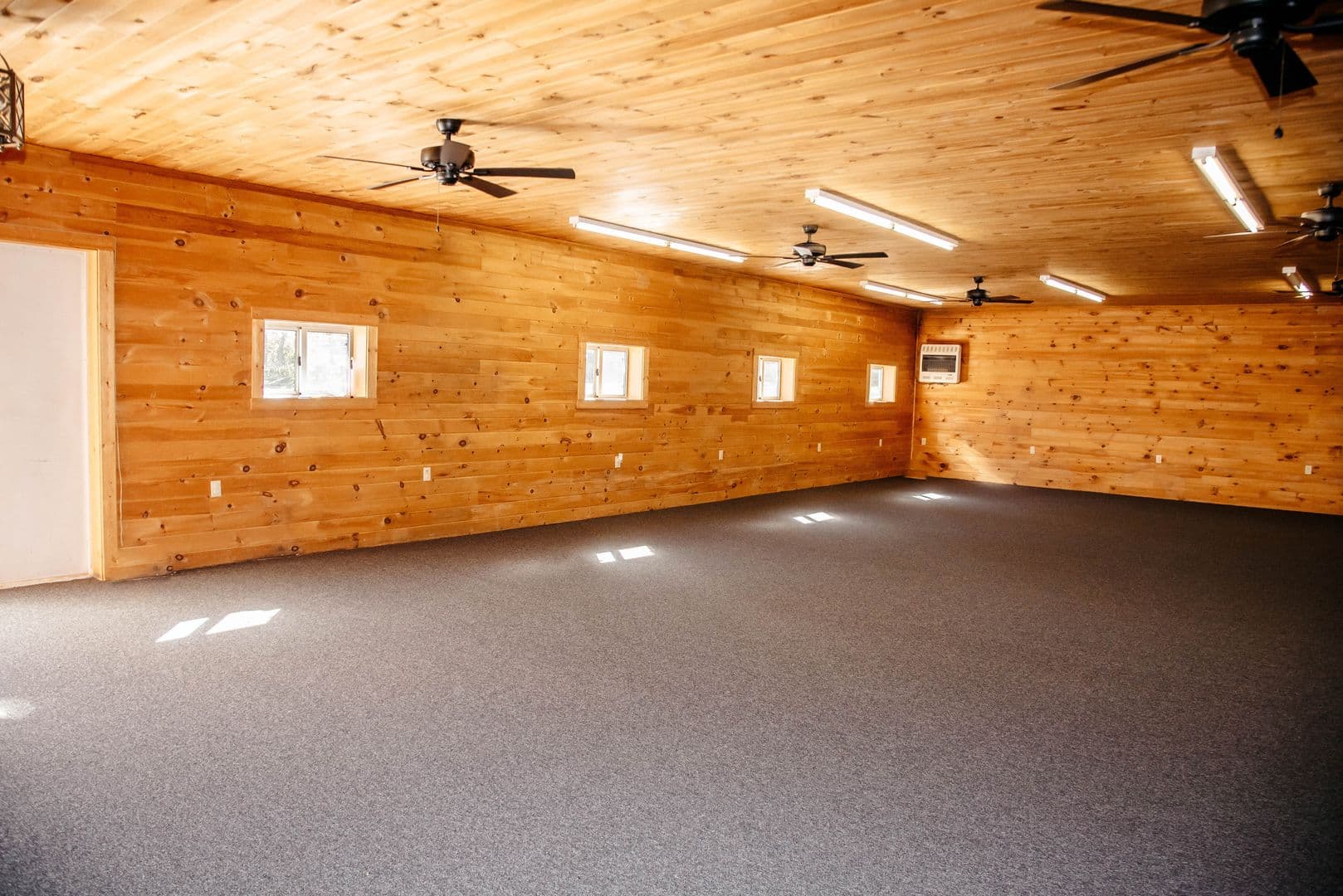 Mount Joy Apartment: 250 W Main St
