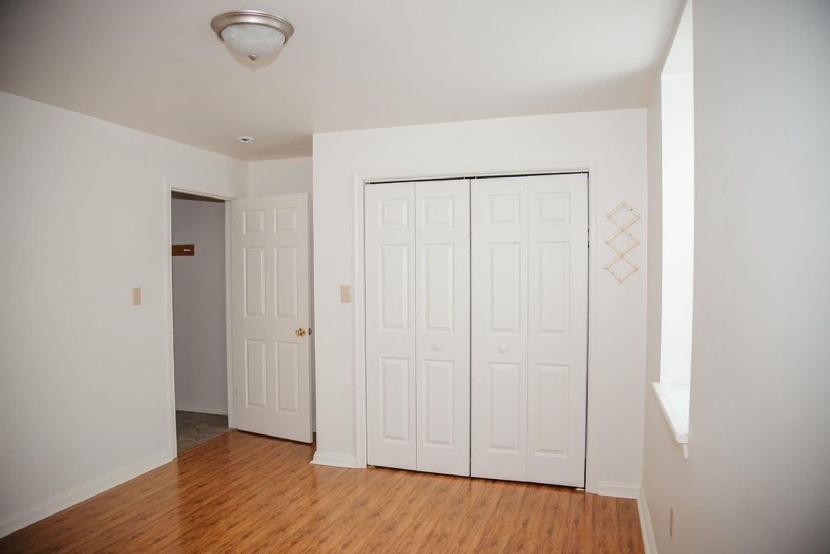 Palmyra House: 207 W Maple St