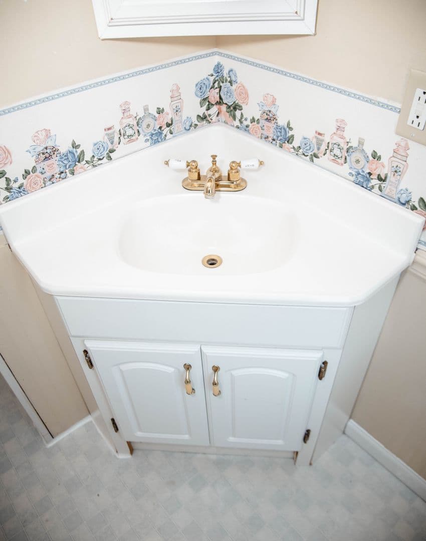 Middletown House: 327 Spruce St