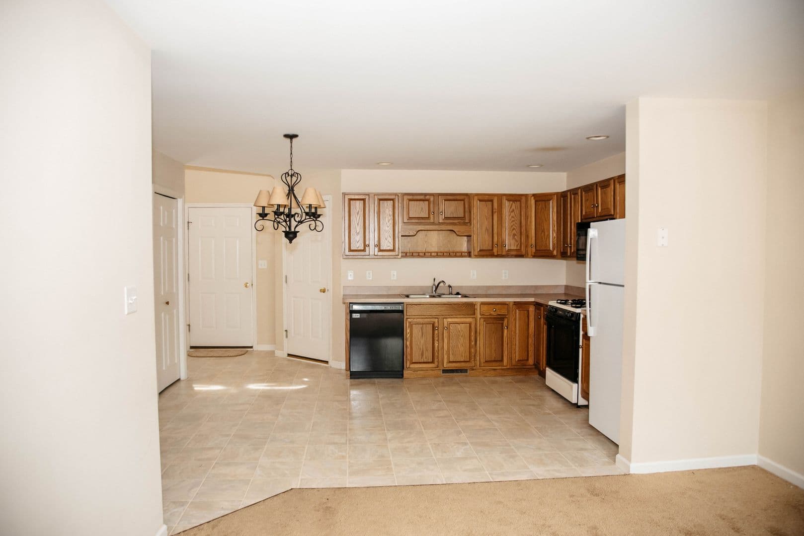 Elizabethtown House: 746 Mount Gretna Rd