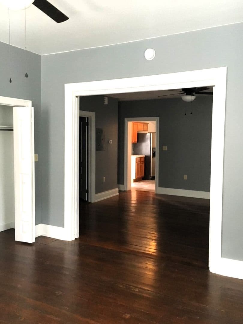 Middletown Apartment: 253 East Main Street