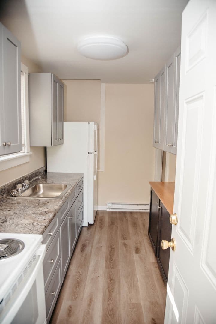 Elizabethtown Apartment: 153-155 W High St