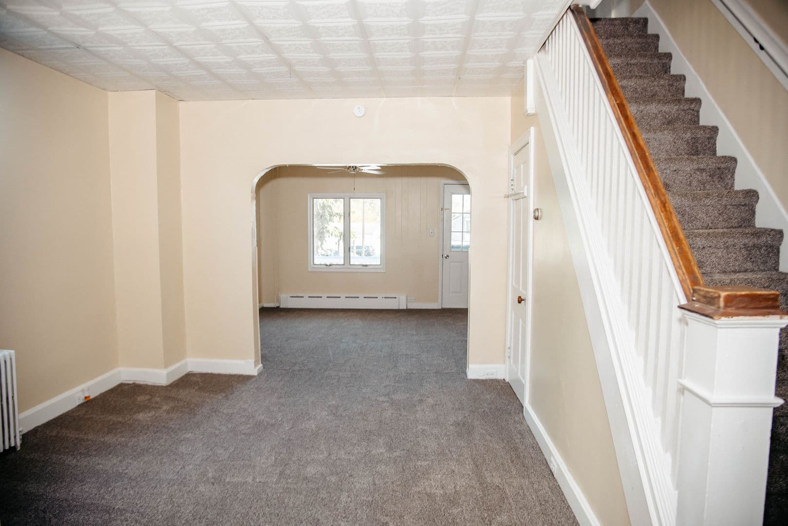Middletown House: 327 Spruce St