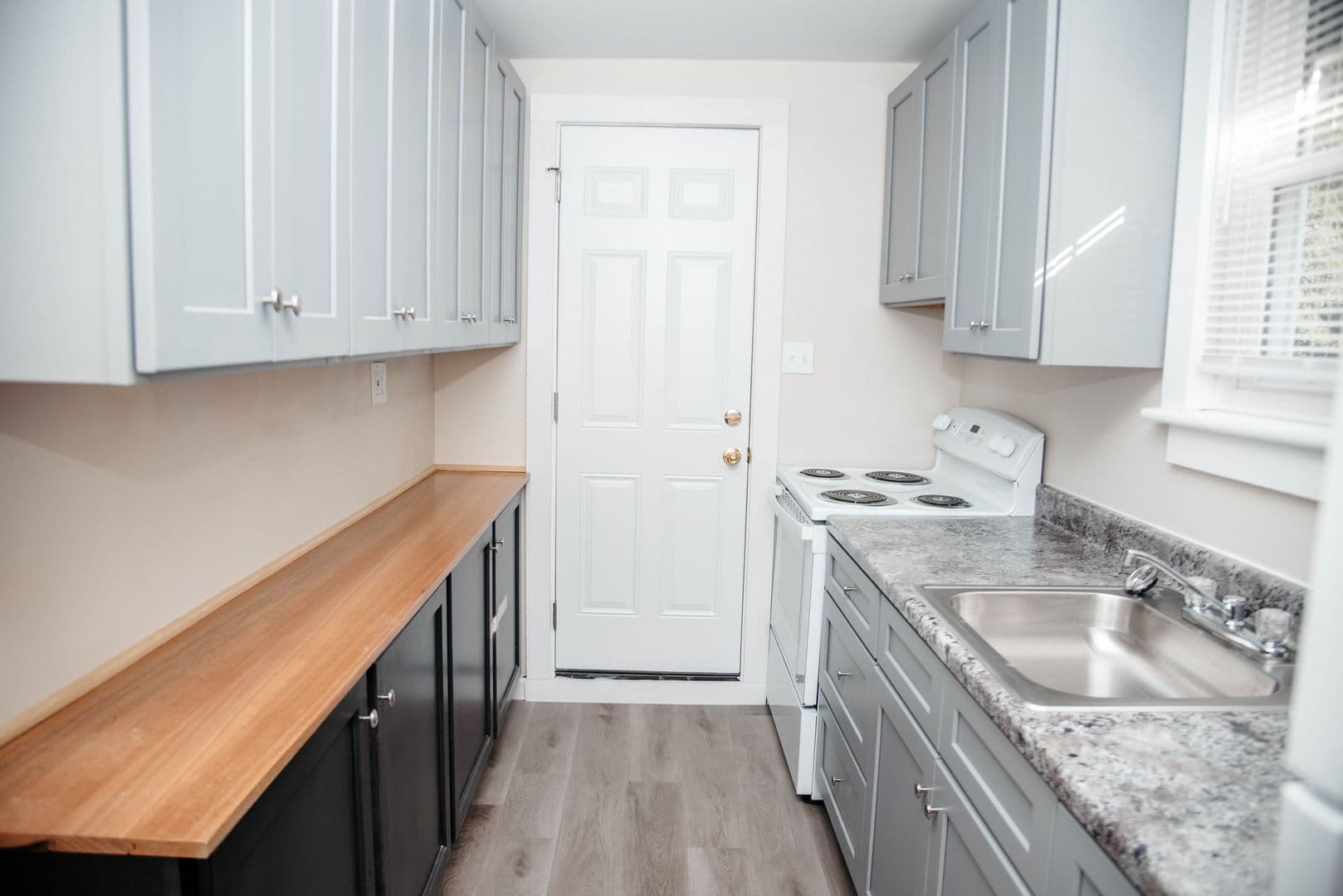 Elizabethtown Apartment: 153-155 W High St