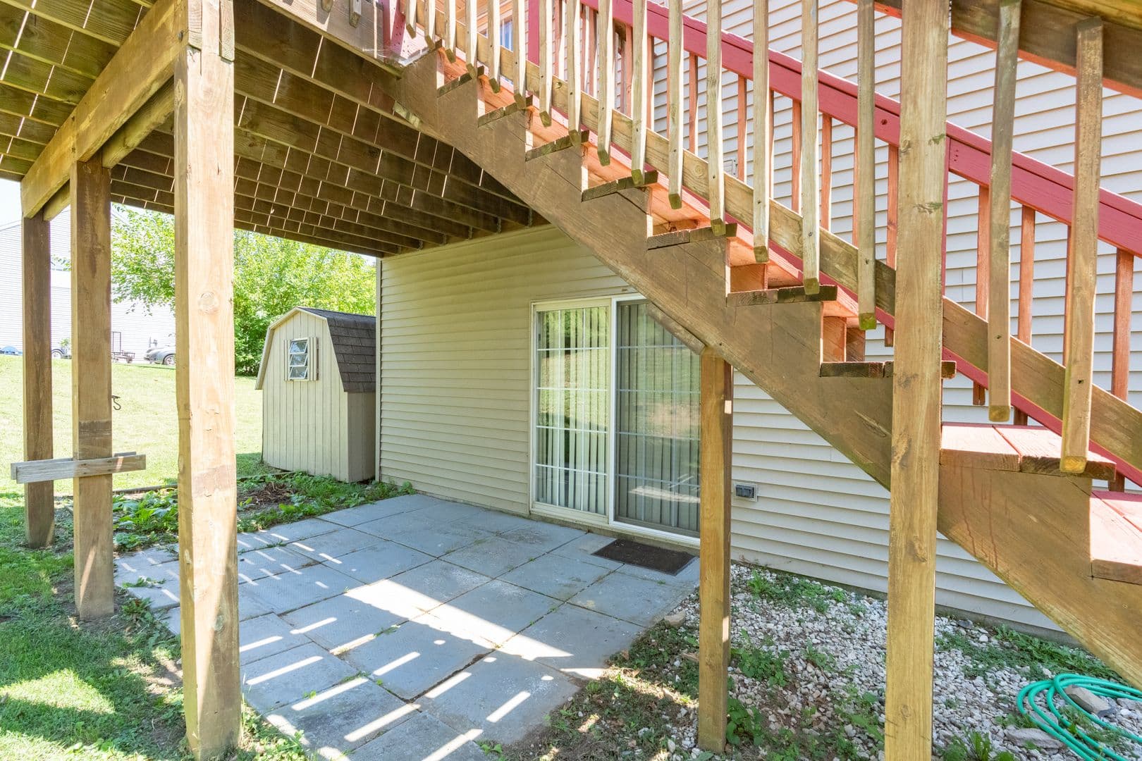 Elizabethtown House: 2072 Sheaffer Rd