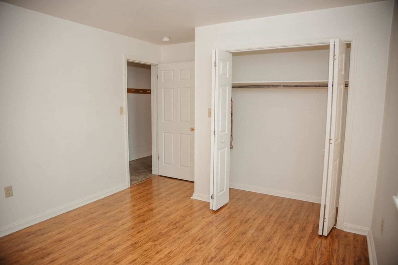 Palmyra House: 207 W Maple St