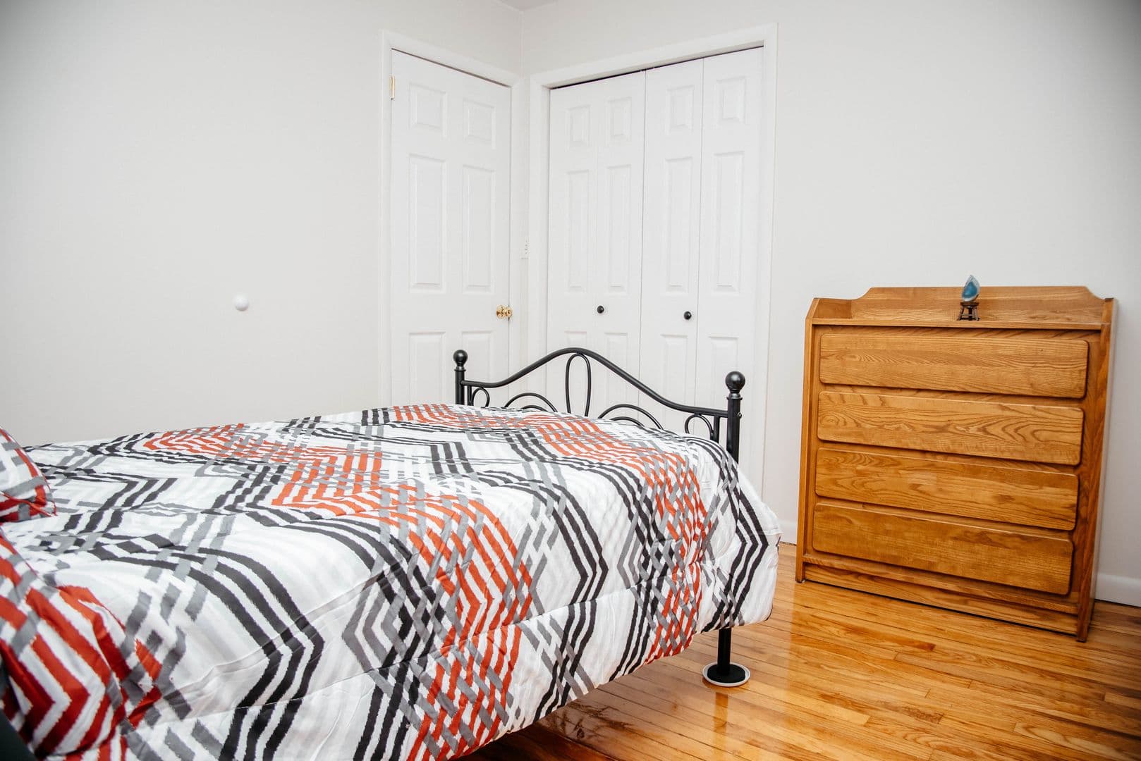 Harrisburg House: 7689 Dove Dr