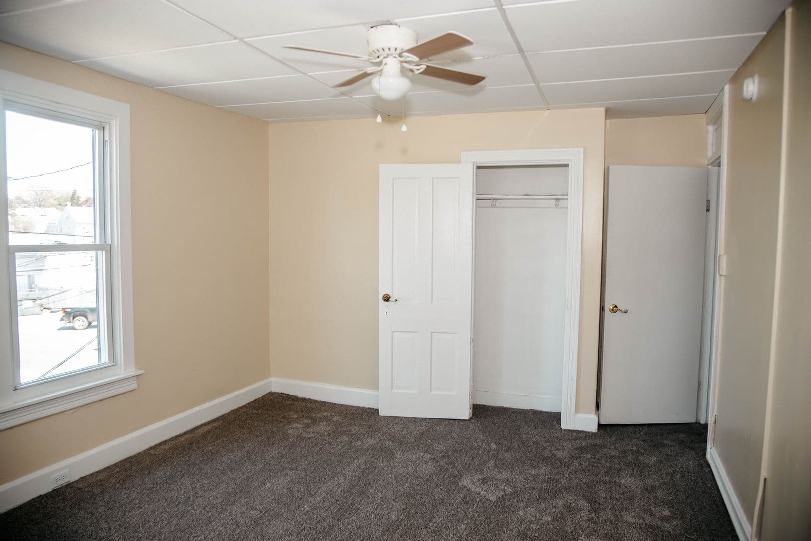 Middletown House: 327 Spruce St
