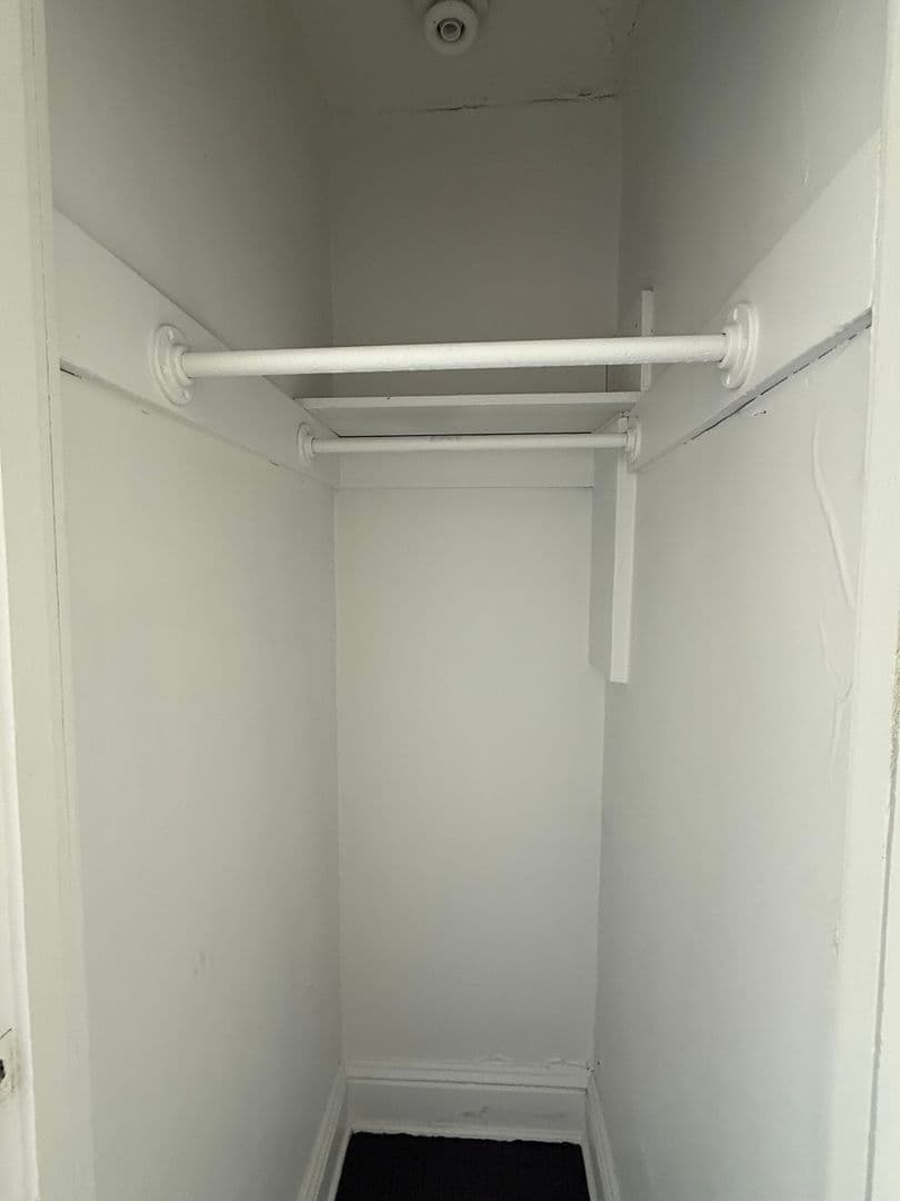 York Apartment: 351 Smyser St