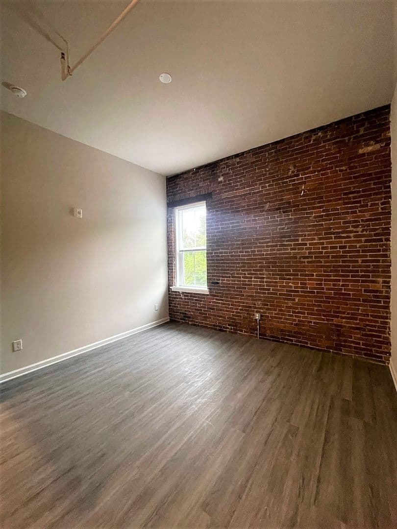 Salunga-Landisville Apartment: 191 Broad Street
