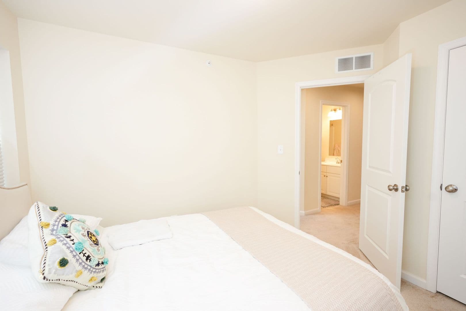 Hummelstown House: 119 High Pointe Dr
