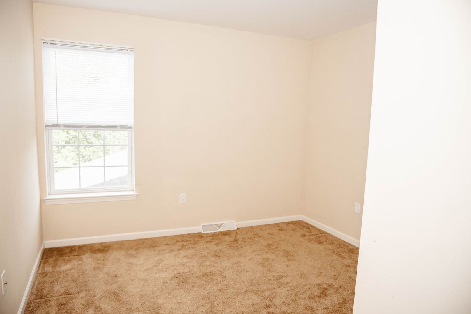 Elizabethtown House: 746 Mount Gretna Rd