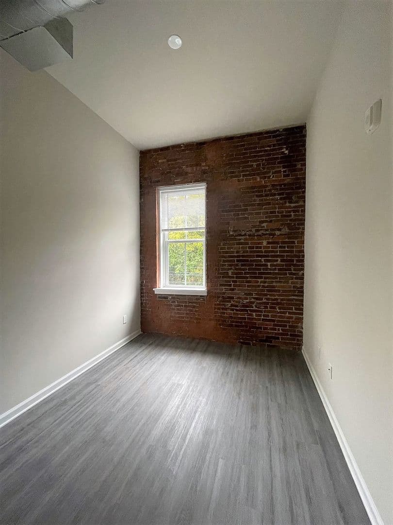Salunga-Landisville Apartment: 191 Broad Street