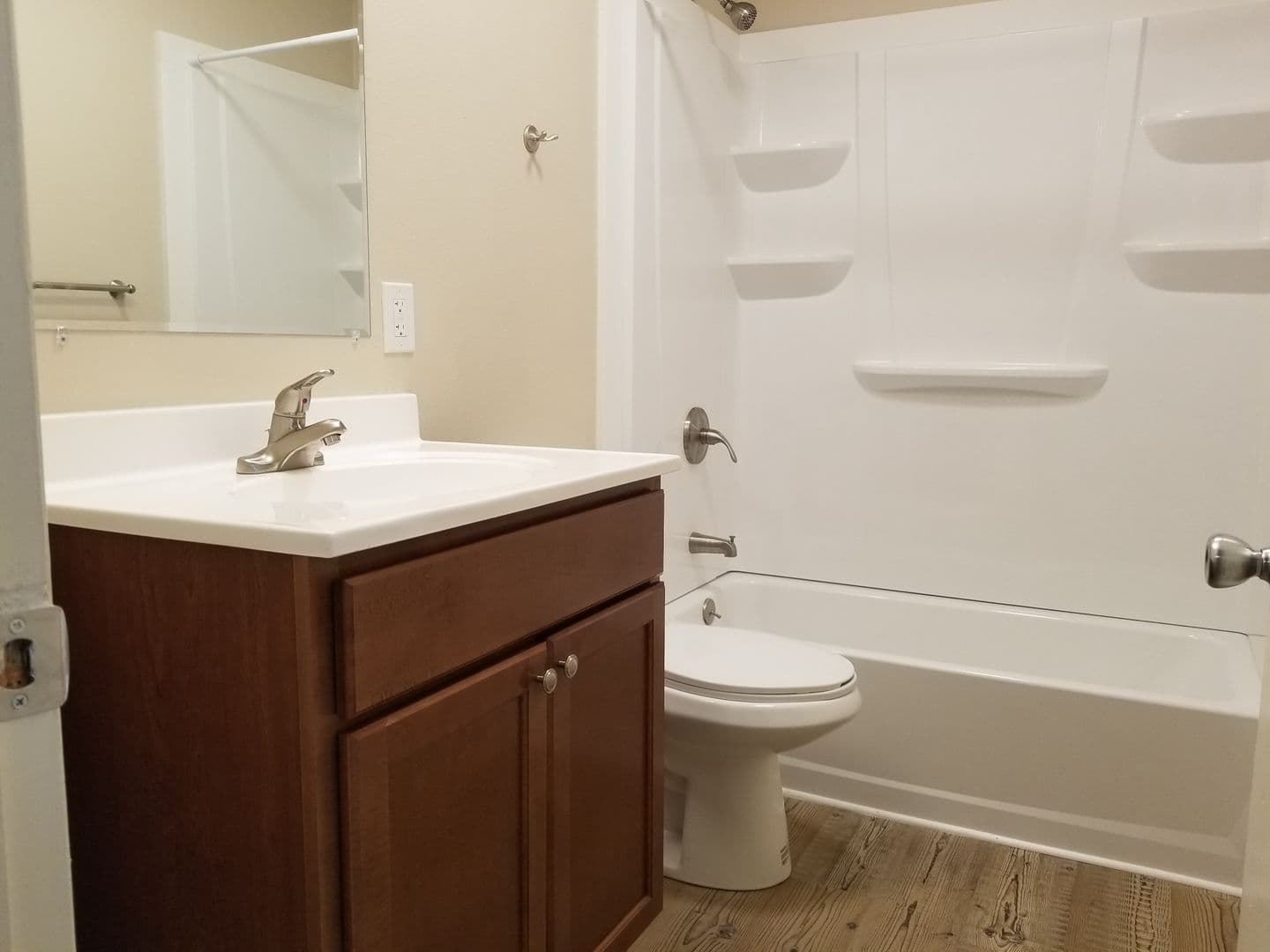 Greenville Apartment: 3800 East North Street