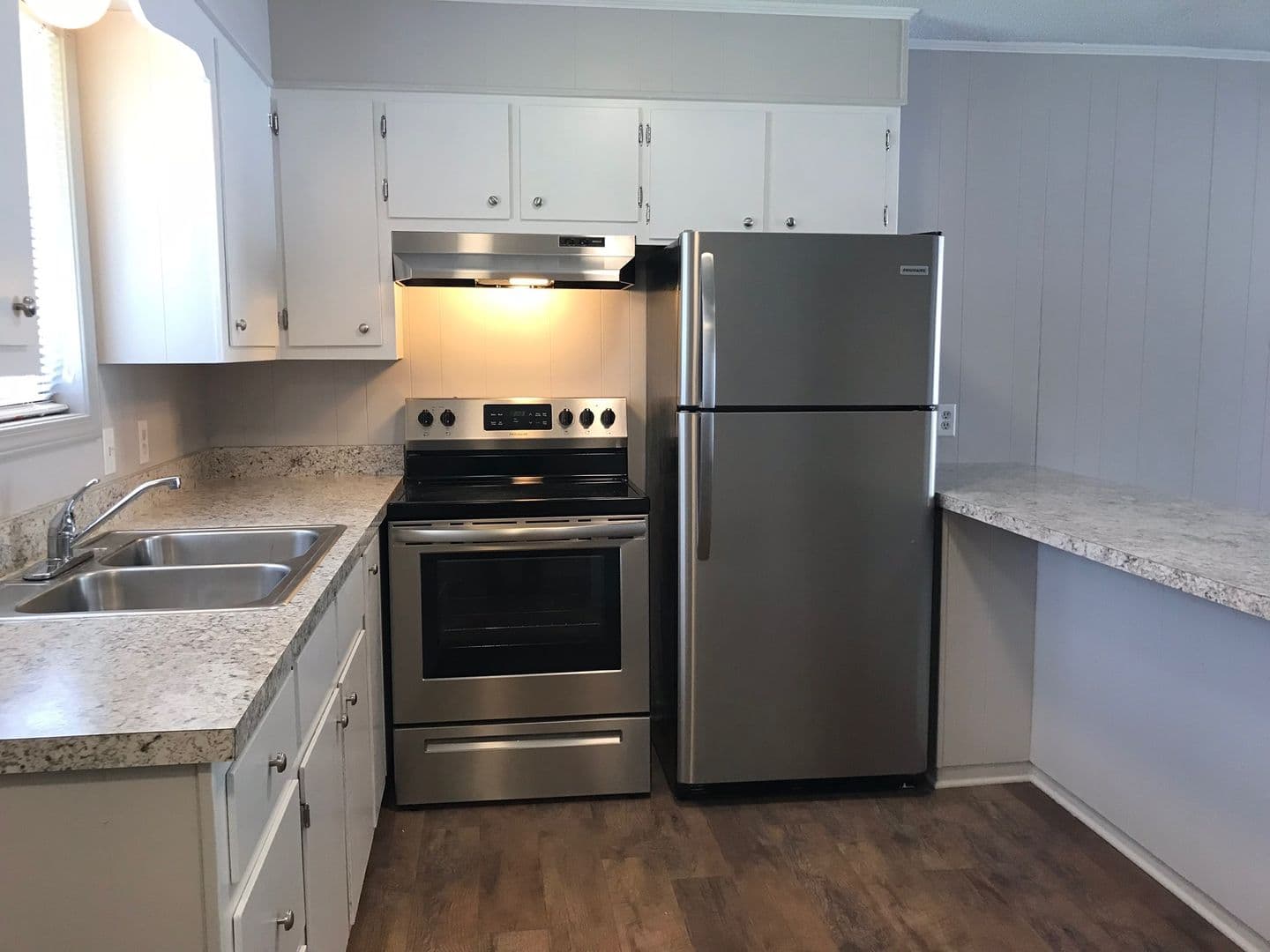 Pendleton Apartment: 104 Cedar Lane
