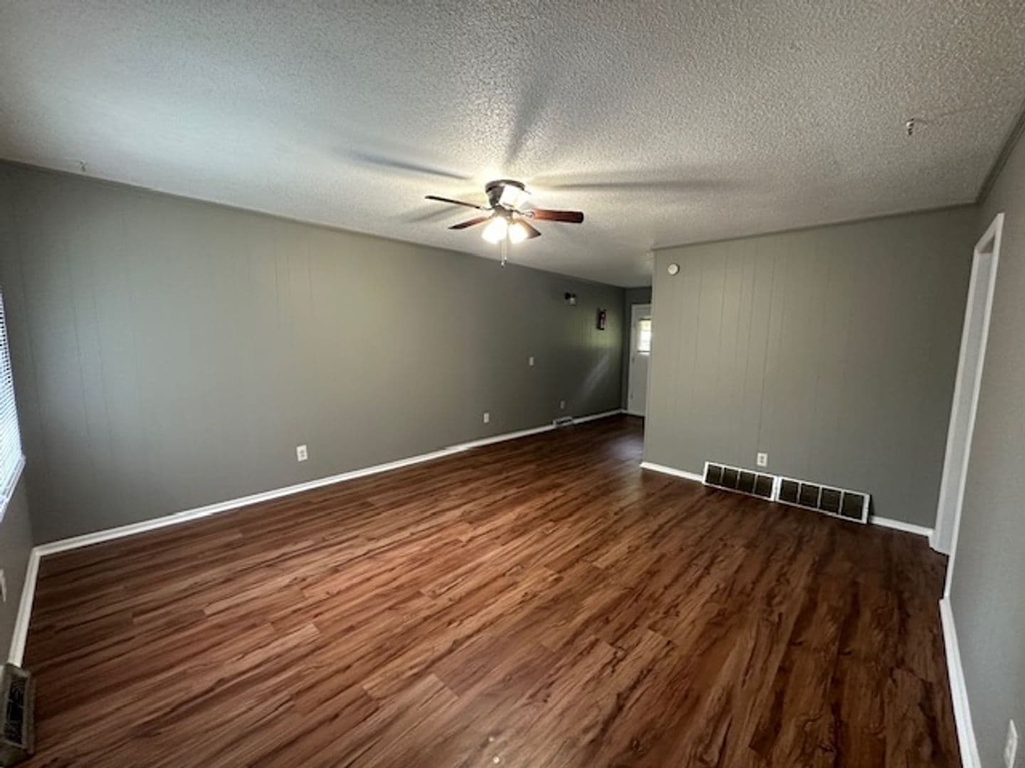 Pendleton Apartment: 104 Cedar Lane