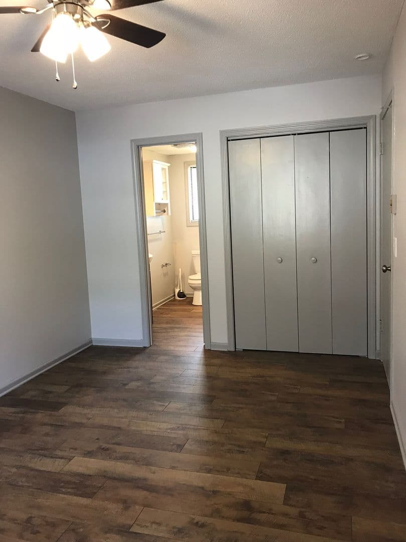 Pendleton Apartment: 104 Cedar Lane