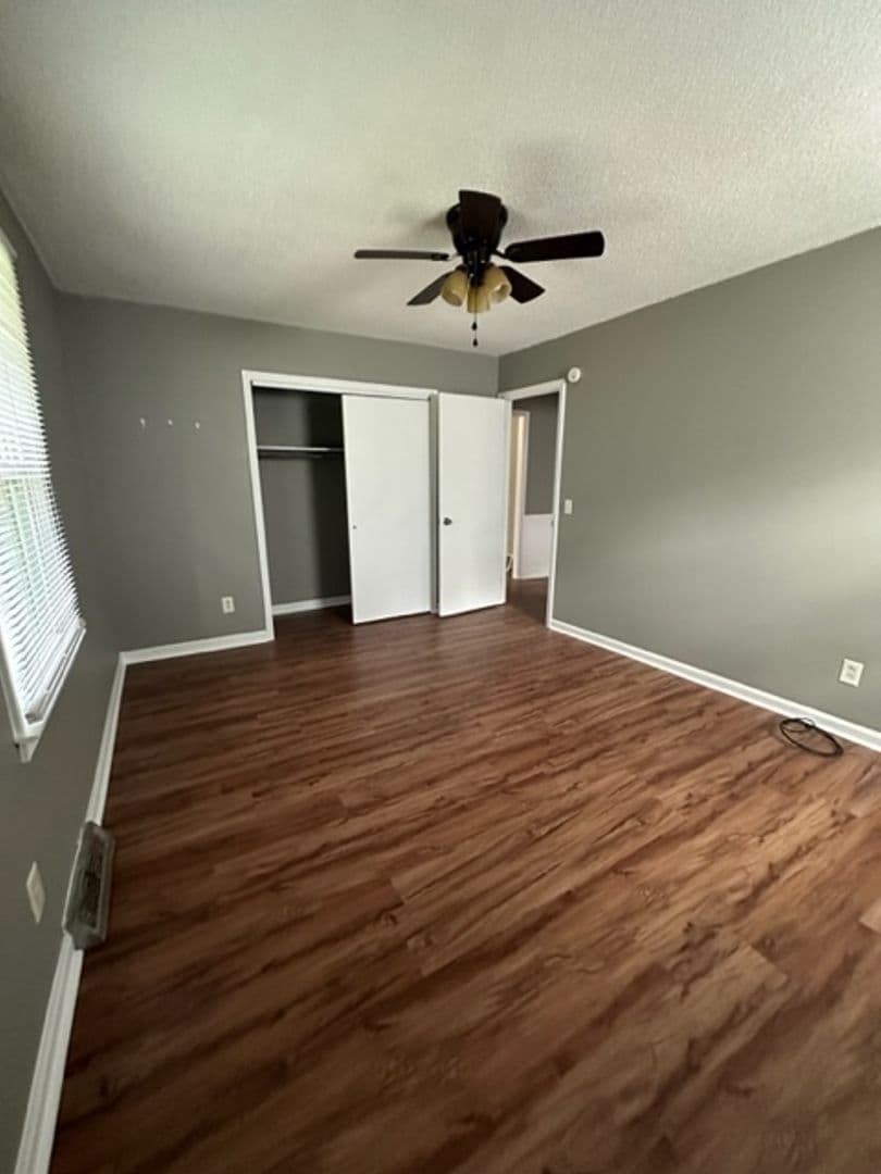 Pendleton Apartment: 104 Cedar Lane