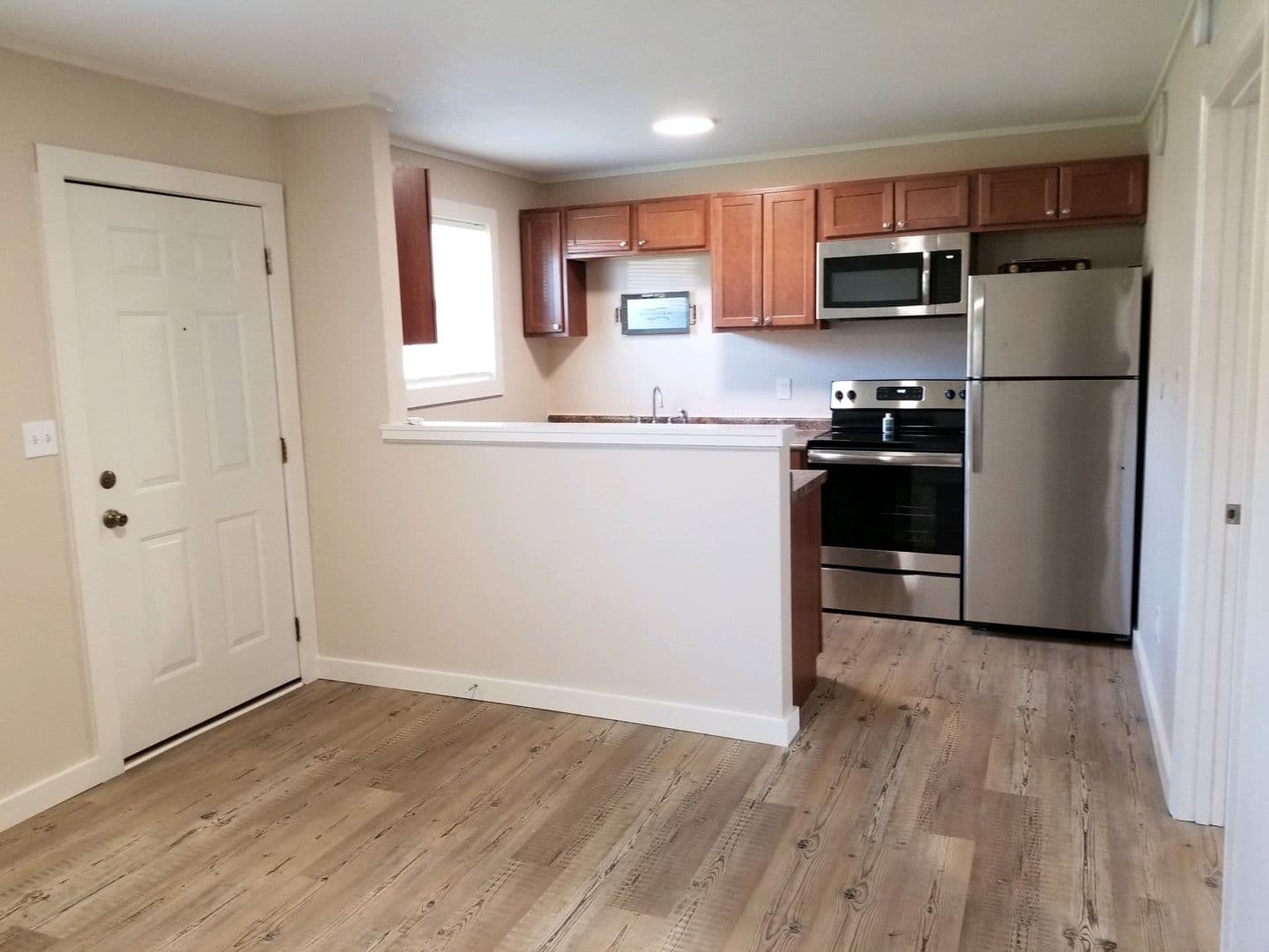 Greenville Apartment: 3800 East North Street