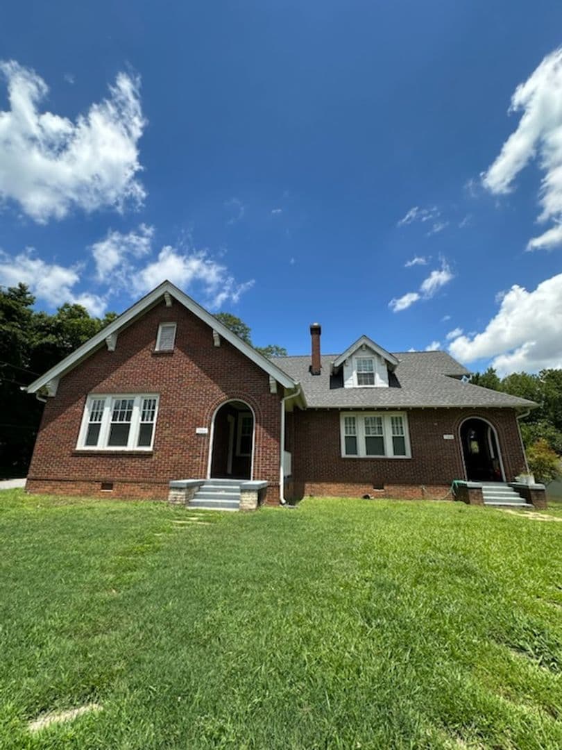 Anderson Apartment: 724 A W. Whitner Street