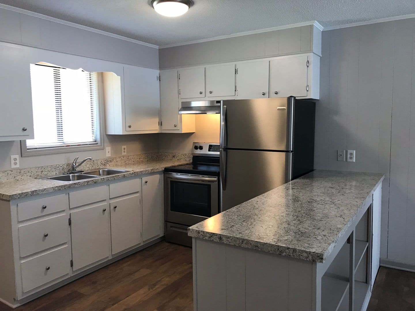 Pendleton Apartment: 104 Cedar Lane