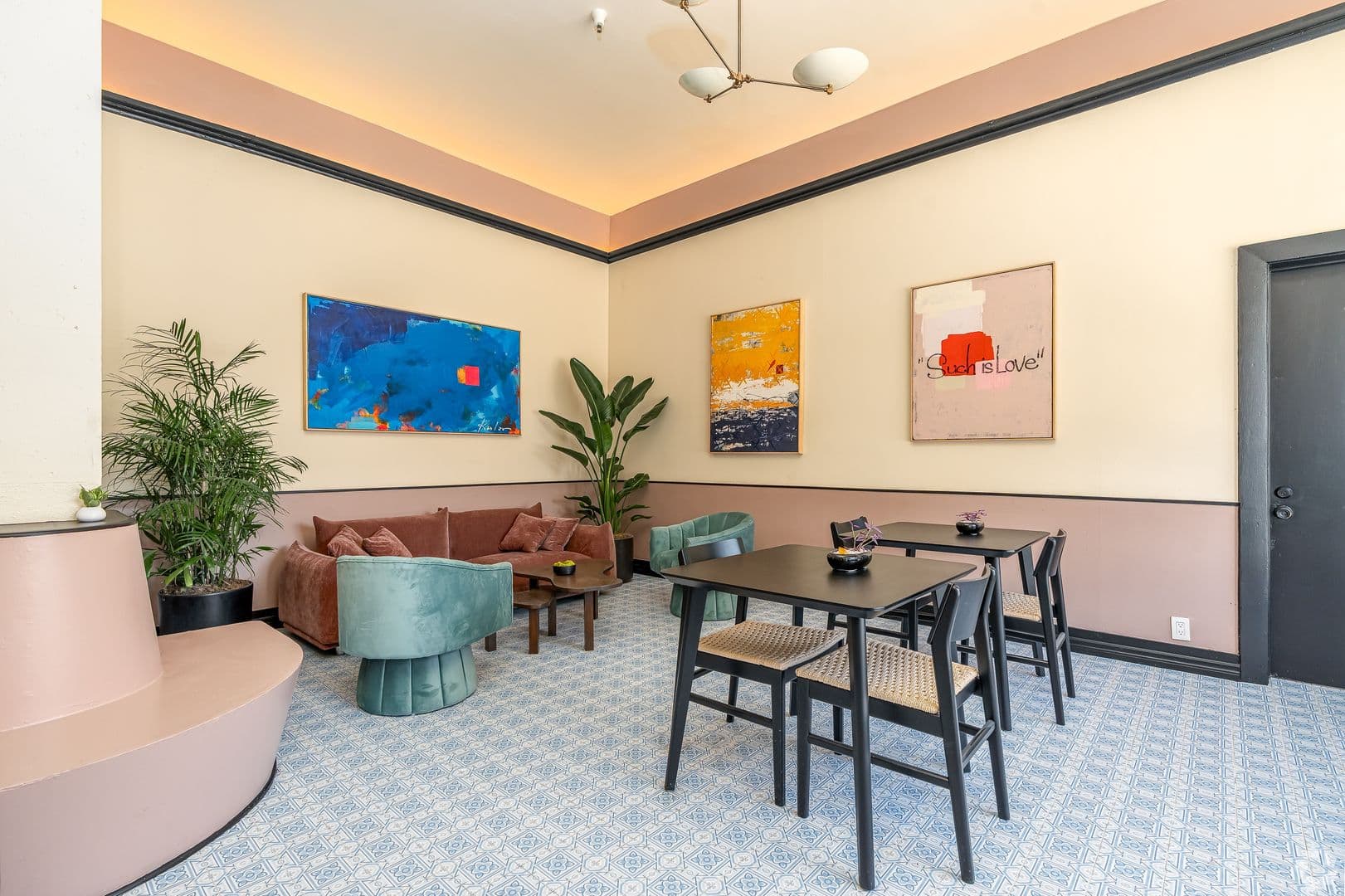 Glendale Apartment: 202 E Wilson Ave