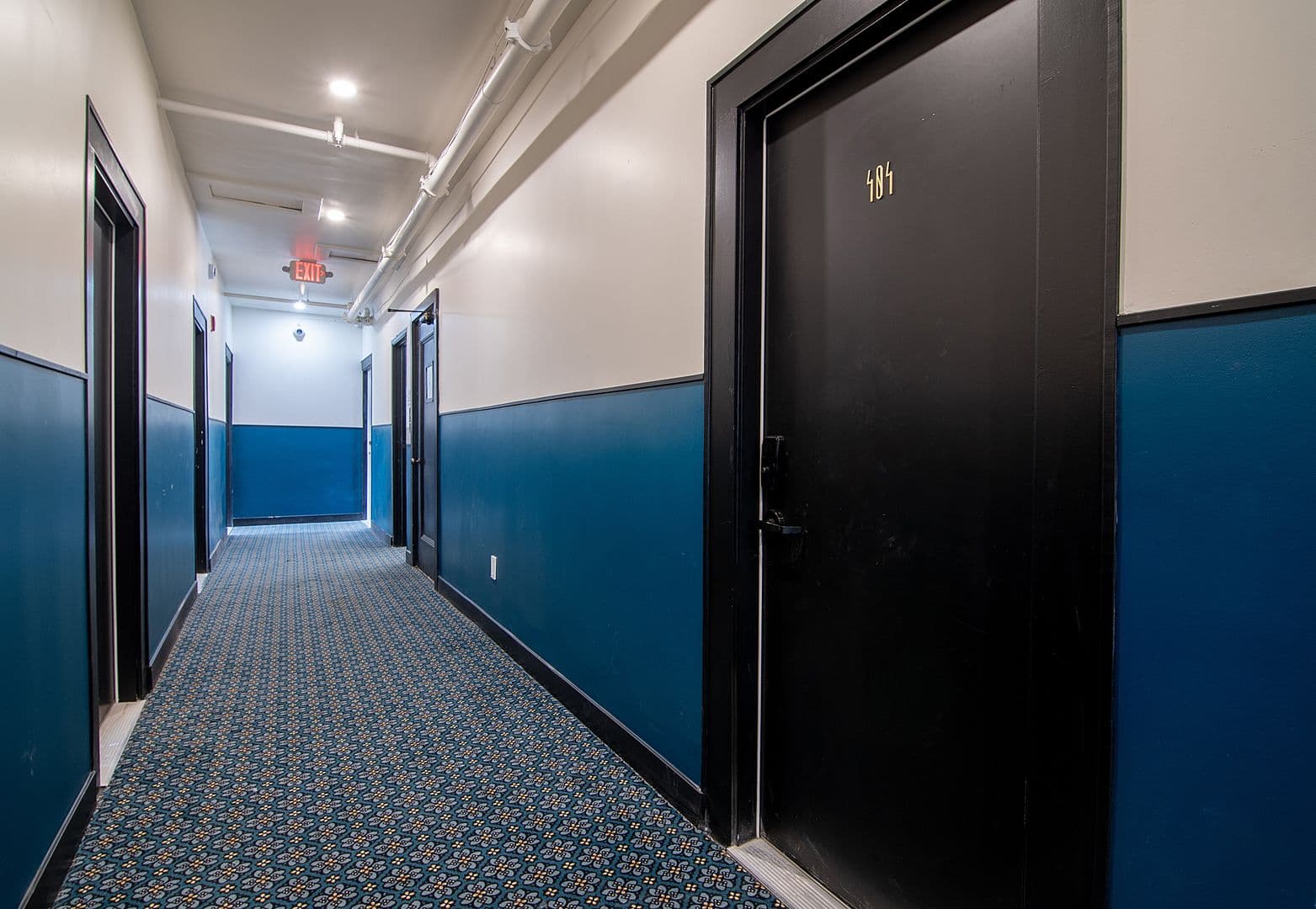 Glendale Apartment: 202 E Wilson Ave
