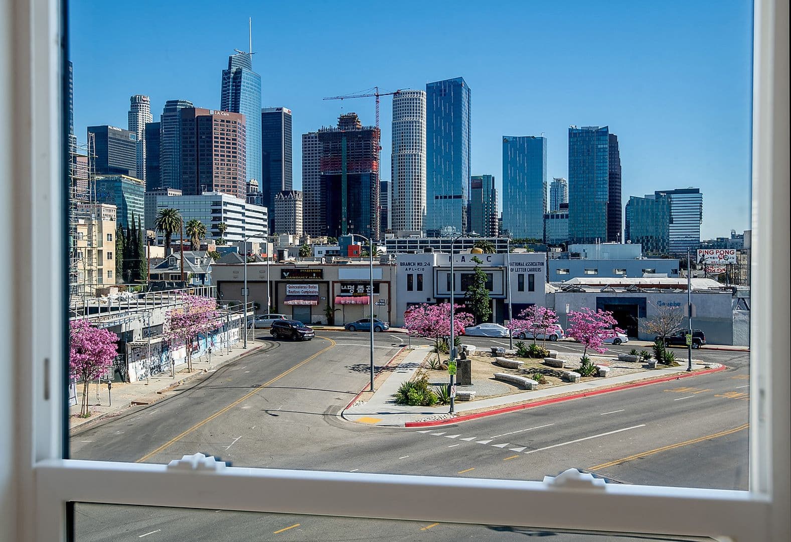 Los Angeles Apartment: 1520 8th St - 303