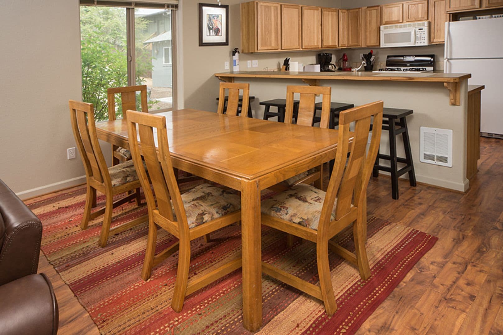 Bend Multiplex: 139 SE Heyburn #3